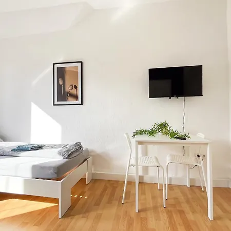 Apartment Bege Easystay